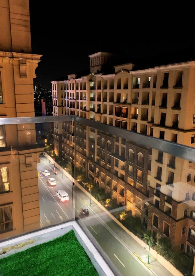 Two Palm Tree Villas Condominium - Studio 8Th Fl With Balcony - Across Terminal 3 Airport Πασάι Εξωτερικό φωτογραφία