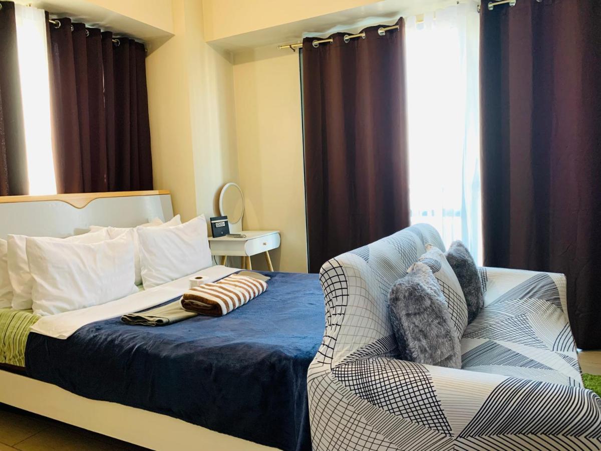 Two Palm Tree Villas Condominium - Studio 8Th Fl With Balcony - Across Terminal 3 Airport Πασάι Εξωτερικό φωτογραφία