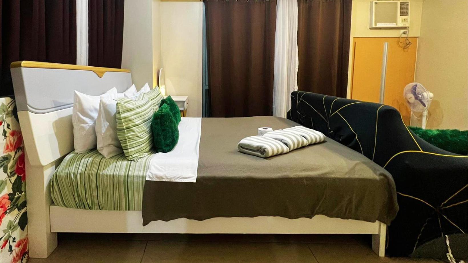 Two Palm Tree Villas Condominium - Studio 8Th Fl With Balcony - Across Terminal 3 Airport Πασάι Εξωτερικό φωτογραφία